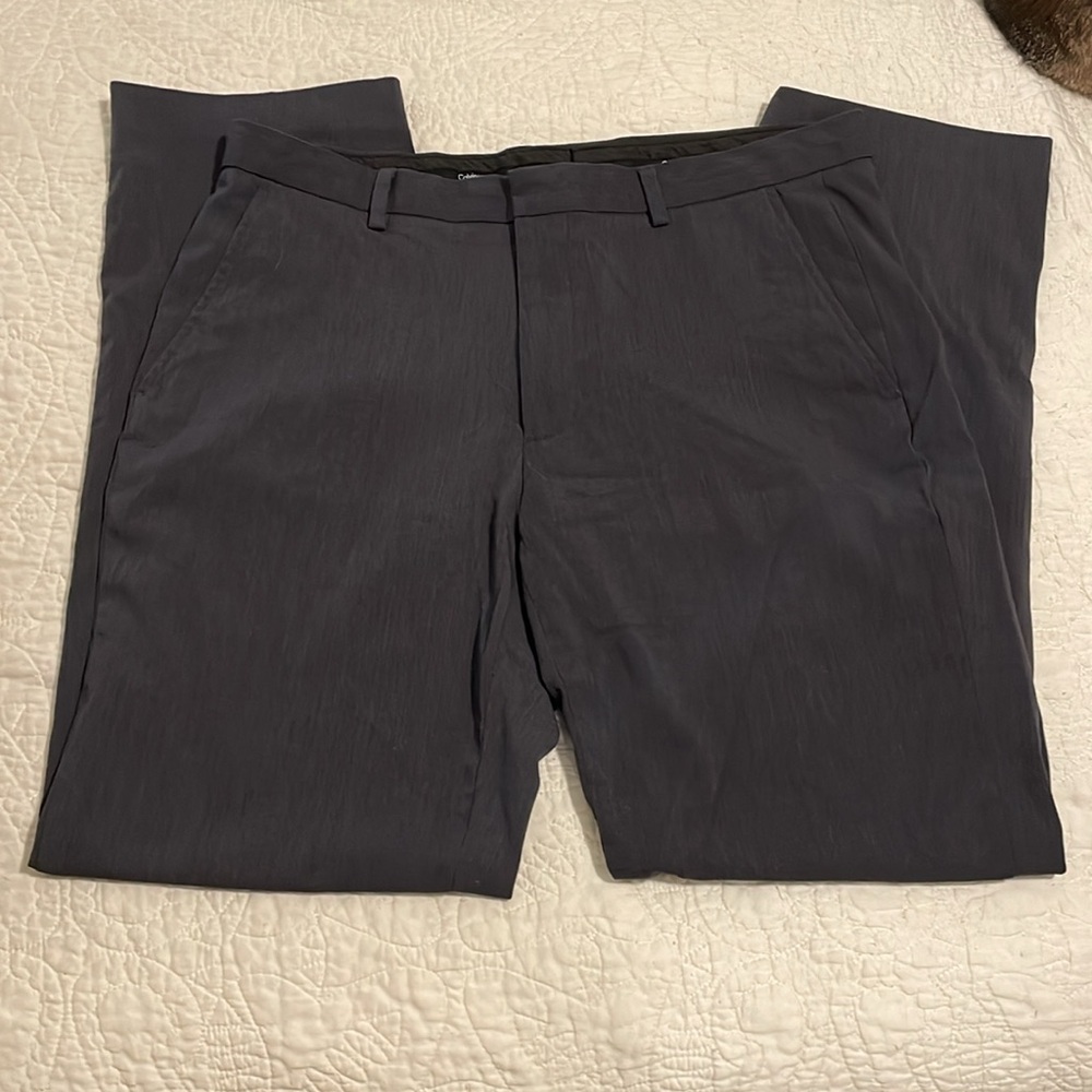 Women’s Charcoal Gray Calvin Klein Straight Fit Stretch Slacks Size 32x30